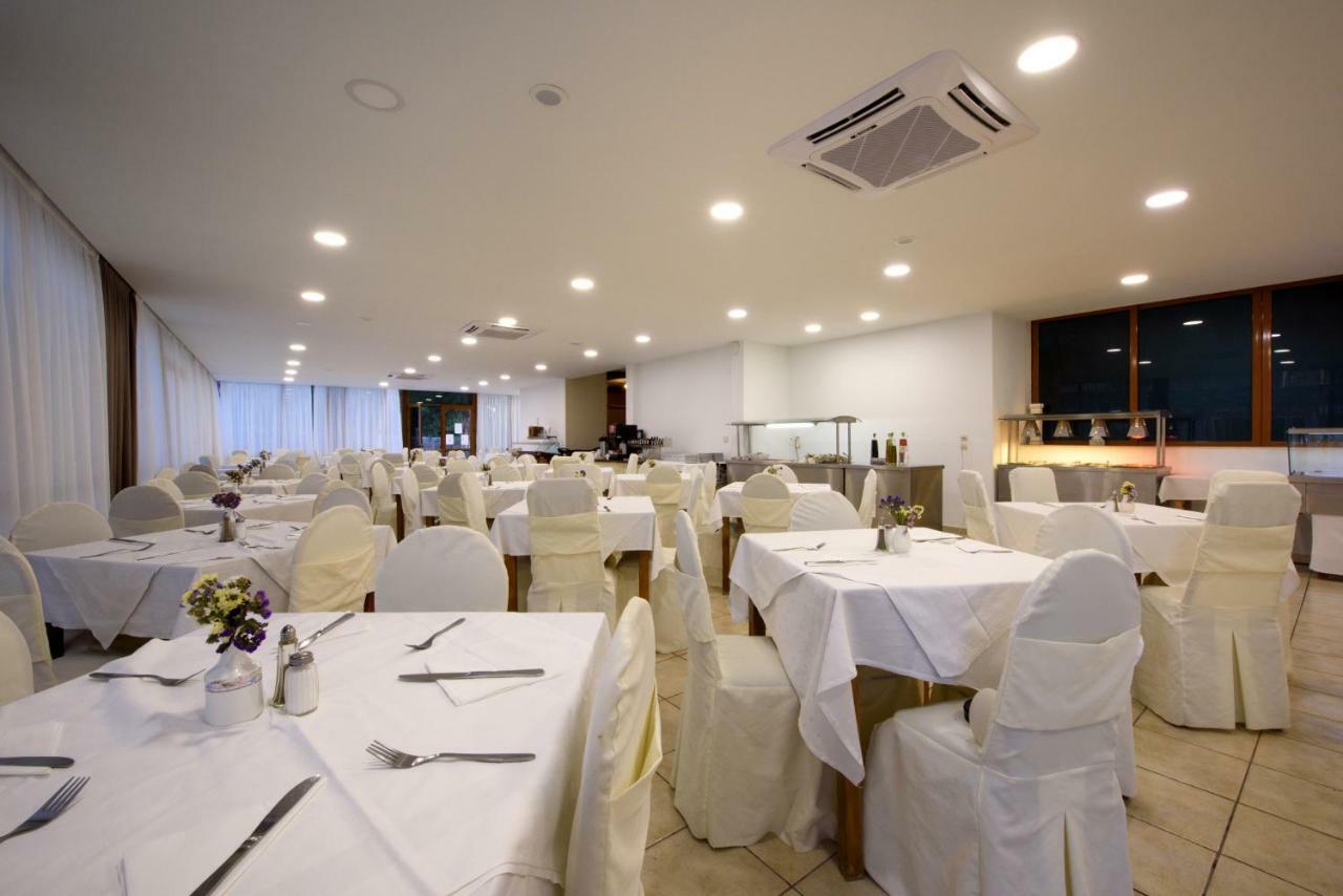 Amalia Hotel - Adults Only Dassia  Exterior foto